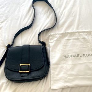 Michael Michael Kors Bags New Michael Kors Maxine Saddle Bag (Black/Gold)